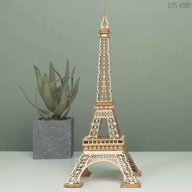 Eiffel Tower decoration made with wood board! : r/crafts